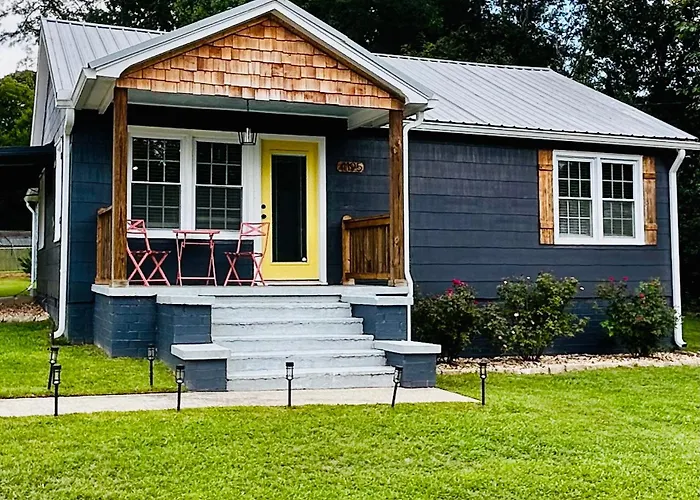 Blue Bungalow W/ Free Golf Cart 1/2 Mi From Square